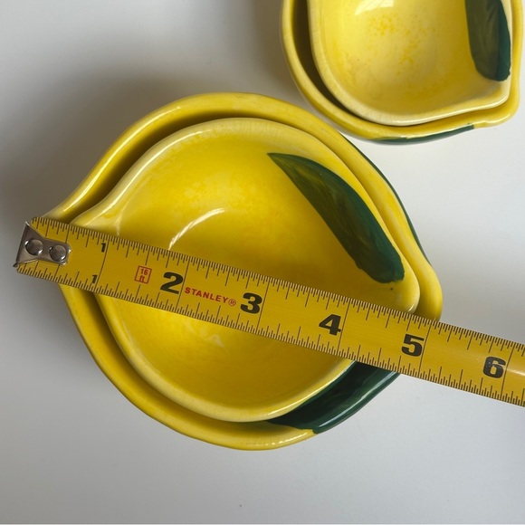Dash of That Ceramic Lemon Measuring Cups - Picture 6 of 14